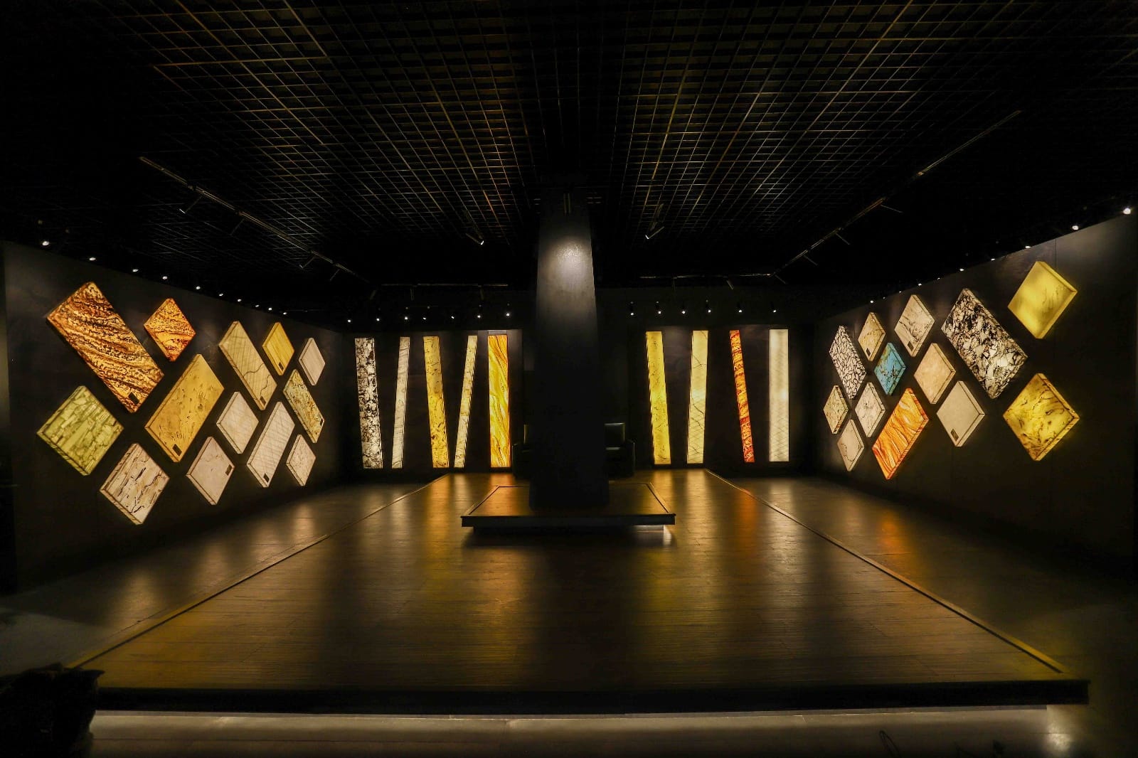 Laminates showcase, industrial shoot